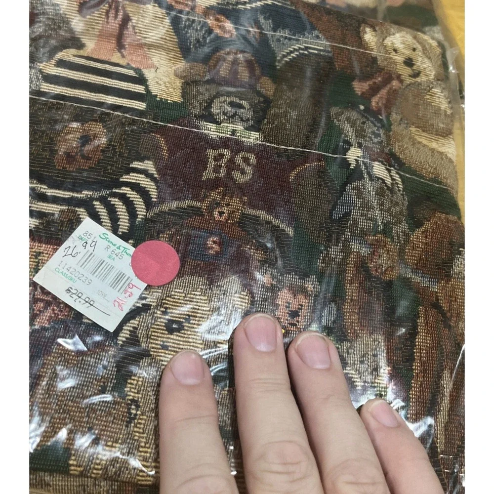 Vtg Tapestry Teddy Bear Valance Grandma 53x17